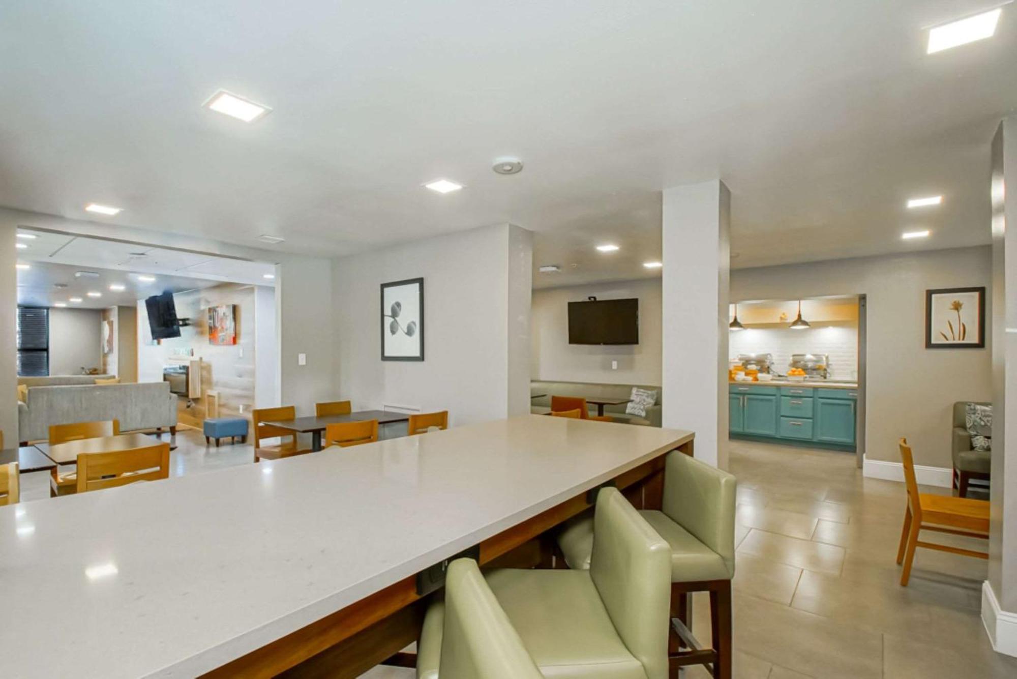 Country Inn & Suites By Radisson, New Orleans I-10 East, La Extérieur photo